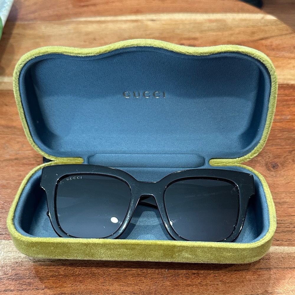 Gucci Black Sunglasses